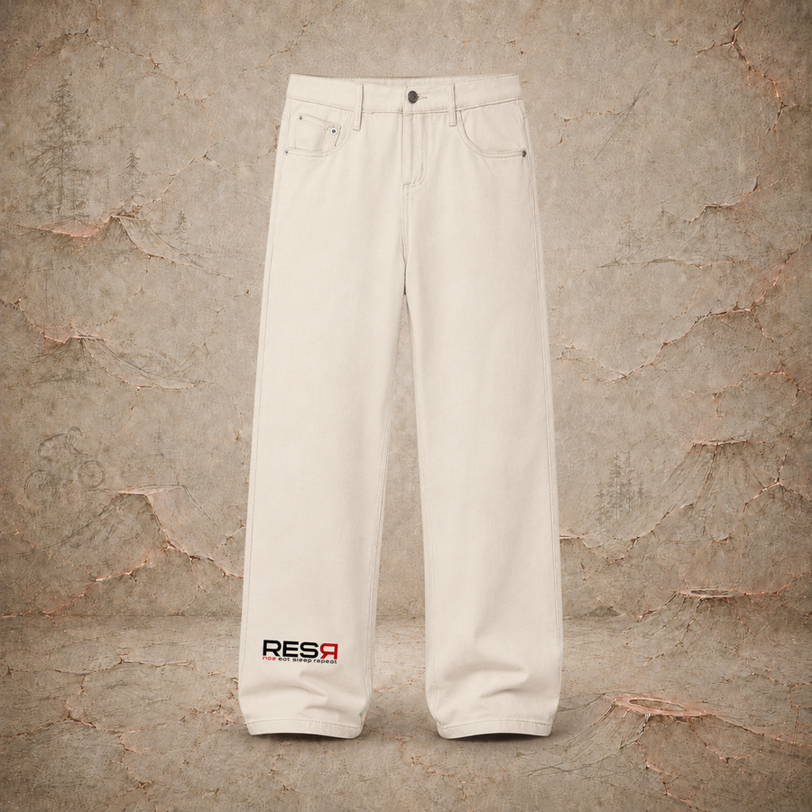 Basic Straight Leg Jeans Hell
